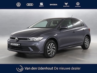 Volkswagen Polo 1.0 TSI 95pk Life Edition / Navigatie / Stoelverwarming / Camera