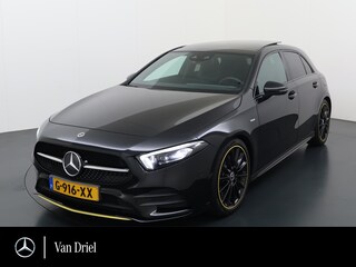 Mercedes-Benz A-klasse 250 AMG line Edition 1 | Pano Distronic Multibeam Burmester