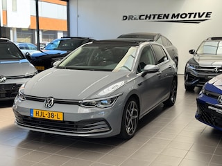 Volkswagen Golf 1.5 eTSI Style / Pano / Camera /