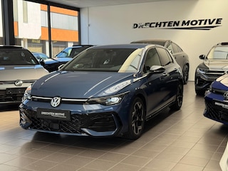Volkswagen Golf 1.5 eTSI R-Line / Camera / Matrix /