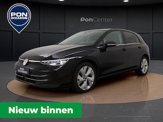 Volkswagen Golf 1.5 eHybrid Style | Camera | Side Assist | ERGO Stoel | ACC | Spiegelpakket | Carplay | Getint Glas | 17'' |