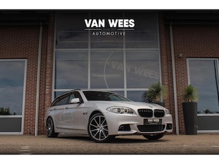 BMW 5-serie Touring 523i High Executive | 3e eigenaar | Sportstuur | Memory | Xenon | HiFi audio | Navigatie Professional | Panoramadak | Grootlichtassistent | Stoelverwarming | PDC