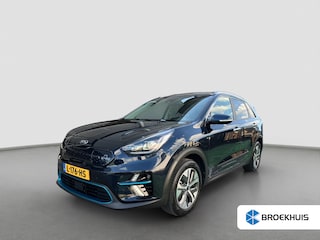 Kia Niro e-Niro DynamicPlusLine 39 kWh 136pk | Camera | Carplay | Trekhaak | Adaptive cruise control | Schuifdak | Keyless entry | Parkeersensoren voor en achter | Half leder | Stoelverwarming | Stuurverwarming