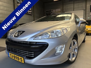Peugeot 308 CC 1.6 THP Feline Airco, Leder, Nekverwarming