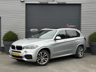 BMW X5 xDrive30d High Executive M-Sport | Panoramadak | 360* Camera | Harmon Kardon | Elektrische Achterklep | Elektrische Trekhaak |