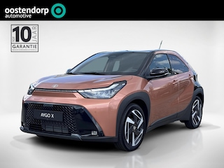 Toyota Aygo Hybrid 115 envy | JBL-Audio | Stoelverwarming | Parkeersensoren |