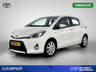 Toyota Yaris 1.5 Full Hybrid Aspiration | Stoelverwarming | Climate Control | Achteruitrijcamera | Keyless Start | Lichtmetalen velgen 15" |