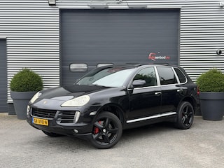 Porsche Cayenne 4.8 S | Panoramadak | Xenon | Cruise Control | TV Schermen | Lichtmetalen Velgen |