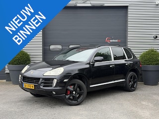 Porsche Cayenne 4.8 S | Panoramadak | Xenon | Cruise Control | TV Schermen | Lichtmetalen Velgen |