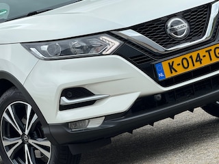 Nissan Qashqai 1.3 DIG-T Tekna Automaat - Pearl White metallic - Panorama/Camera/Carplay