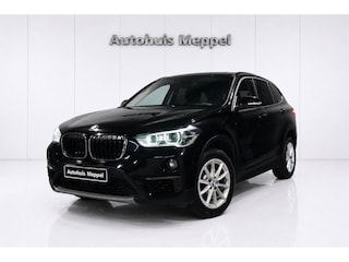 BMW X1 sDrive20i Advantage*Sportstoelen*PDC*LED+*Naviegatie