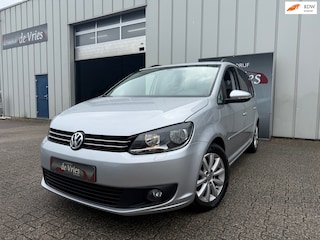Volkswagen Touran 1.4 TSI Comfortline 7 Persoons! / Airco / Navi / Stoelverw. / PDC / Trekhaak