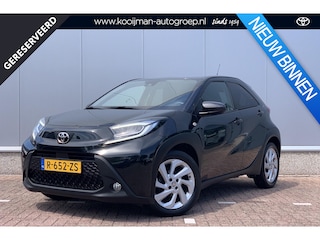 Toyota Aygo 1.0 VVT-i MT first | Camera | Apple Carplay |