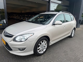 Hyundai i30 CW 1.4i i-Motion / apk 7-2027