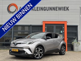 Toyota C-HR 1.8 Hybrid Bi-Tone / Navi / NL Auto / Cruise Control / Camera / NAP /
