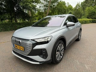 Audi Q4 40 Launch Edition Advanced Plus 77kWh SOH 90%/Warmtepomp/Pano/Leer/Camera/Fabrieksgarantie