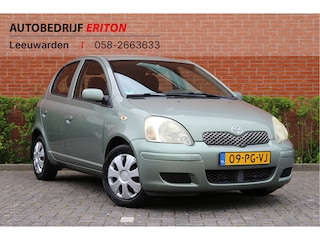 Toyota Yaris 1.3 VVT-i 86pk Sol | NL-auto | 5 deuren | Airco | Centr. deurvergr. | Elek. ramen | Radio/CD | Trekhaak |