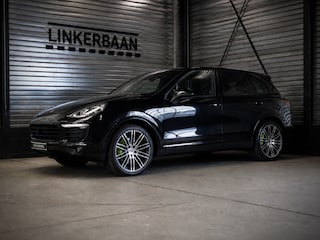 Porsche Cayenne 3.0 S E-Hybrid | Panodak | Luchtvering | Trekhaak | Bose | Sport