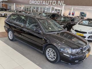 Volvo V40 2.0 Europa Airco, Cruise Control, Trekhaak, Stuurbekrachtiging