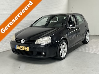 Volkswagen Golf 1.6 FSI Sportline AIRCO / NAVI / CAMERA / CRUISE