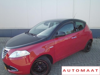 Lancia Ypsilon 0.9 8v 85pk TwinAir Platinum Automaat Trekhaak