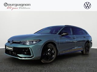 Volkswagen Passat Variant 1.5 eHybrid R-Line Business | Wordt verwacht | Trekhaak | Pano | 5J Garantie | Black Style |