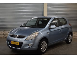 Hyundai i20 1.2i Business Edition 123.000KM! + Climate control|Trekhaak|