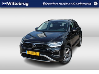 Volkswagen T-Roc 1.0 TSI 110pk Life 75 Edition / Virtual Cockpit / LM 17'' / App-Connect / LED / Parkeersensoren