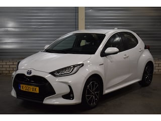 Toyota Yaris 1.5 Hybrid Business Plus + Navigatie|Bluetooth|Camera|Parkeersensoren|Cruise Control|Trekhaak|