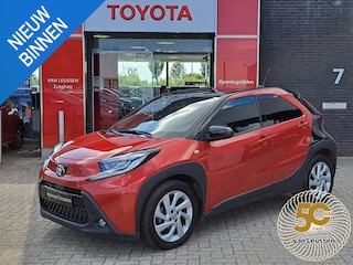 Toyota Aygo 1.0 VVT-i S-CVT Envy AUTOMAAT 4-SEIZOENSBANDEN STOELVERWARMING KEYLESS ENTRY+START