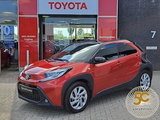Toyota Aygo 1.0 VVT-i S-CVT Envy AUTOMAAT 4-SEIZOENSBANDEN STOELVERWARMING KEYLESS ENTRY+START