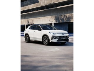 Volkswagen T-Roc Limited Edition | 'App-Connect' draadloze smartphone integratie | Automatische afstandsregeling (Adaptive Cruise Control) | Buitenspiegels elektrisch instel-, verwarm- en inklapbaar