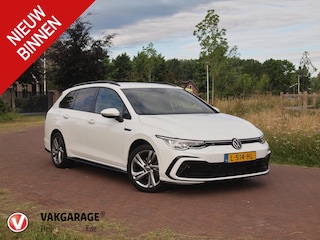 Volkswagen Golf Variant 1.5 TSI R-Line | Camera | Sfeerverlichting | ACC | Apple Carplay | NL-Auto |