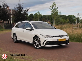 Volkswagen Golf Variant 1.5 TSI R-Line | Camera | Sfeerverlichting | ACC | Apple Carplay | NL-Auto |
