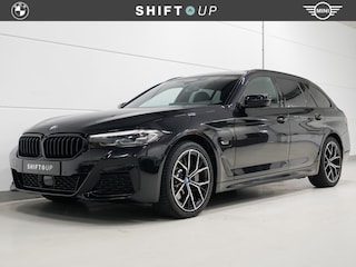 BMW 5-serie Touring 530e xDrive M-Sport | Panoramadak | Adapt. Cruise Control