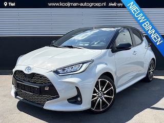 Toyota Yaris 1.5 Hybrid GR Sport Bi-tone