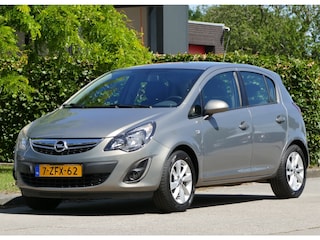Opel Corsa 1.2-16V Berlin | airco | trekhaak | all-season-banden | cruise control