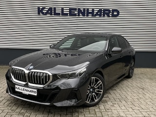 BMW i5 eDrive40 - M-Sport - Active Cruise Control - Harman Kardon