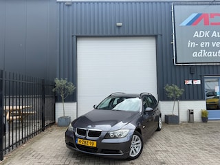 BMW 3-serie Touring 318i TREKHAAK/CLIMA/CRUISE/PDC/MOOIE AUTO