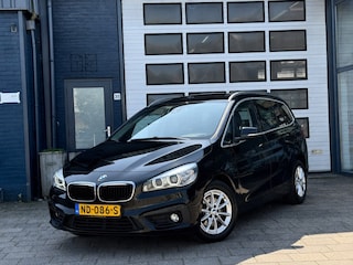 BMW 2-serie Tourer 218i Centennial High Executive 7P | Clima | Cruise