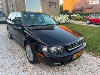 Volvo V40 1.8 Europa Prestige Leder/Xenon/1e.Eig.