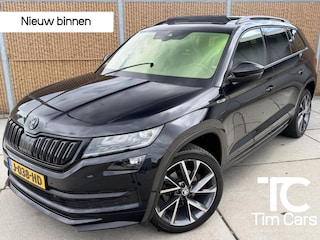 Skoda Kodiaq 1.5 TSI Sportline Business Automaat | Panoramadak | Adaptieve cruise control | Stoelverwarming | Keyless entry | Canton HiFi | Elektrisch bedienbare voorstoelen en achterklep | Achteruitrijcamera