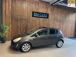 Opel Corsa 1.4-16V Berlin Airco, Trekhaak, PANODAK