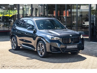 BMW X1 xDrive25e M-Sport | Trekhaak | Pano | 12-2025