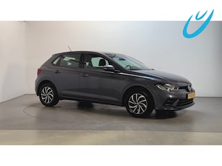 Volkswagen Polo 1.0 TSI Life Business Parkeersensoren Stoelverwarming Navigatie DAB+ App-Connect