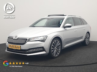 Skoda Superb Combi 1.4 TSI iV Laurin & Klement PHEV 218pk Dealer O.H. | Trekhaak Af Fabriek | Panodak | Adaptive Cruise | Camera | Lederen Comfortstoelen Memory & Ventilatie | Sfeerverlichting | Stoelen & Stuur Verwarmd | Keyless | Blis | Crystal LED | Plug In Hybrid |