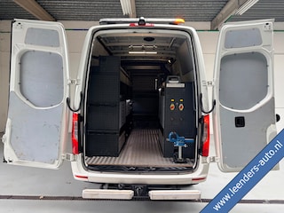 Mercedes-Benz Sprinter Servicewagen automaat 316 160PK 2.2 CDI euro6 L2H2 Trekhaak 3500KG! Kasten, Victron V230, RIJKLAARPRIJS!