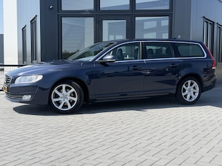 Volvo V70 T4 Nordic+ Leer | Verwarmbare stoelen | nwe distributie