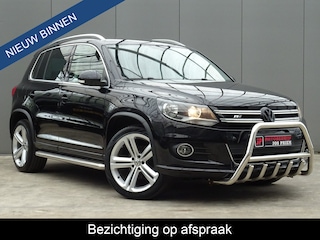 Volkswagen Tiguan 1.4 TSI R-Line Edition * 19 INCH * TREKHAAK * GOED ONDERH. !!