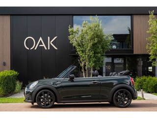 Mini Cooper Cabrio 1.5 Aut. Resolute Edition | Navigatie | Lounge Leder | PDC | 18"LM | Rebel Green